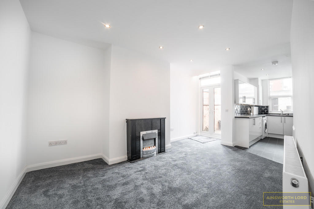 Buy or rent a property | Lynwood Avenue, Darwen BB3 0JA