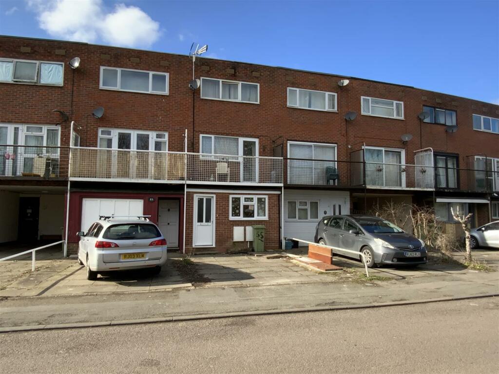 Buy or rent a property | Waterside, Milton Keynes MK6 3DE