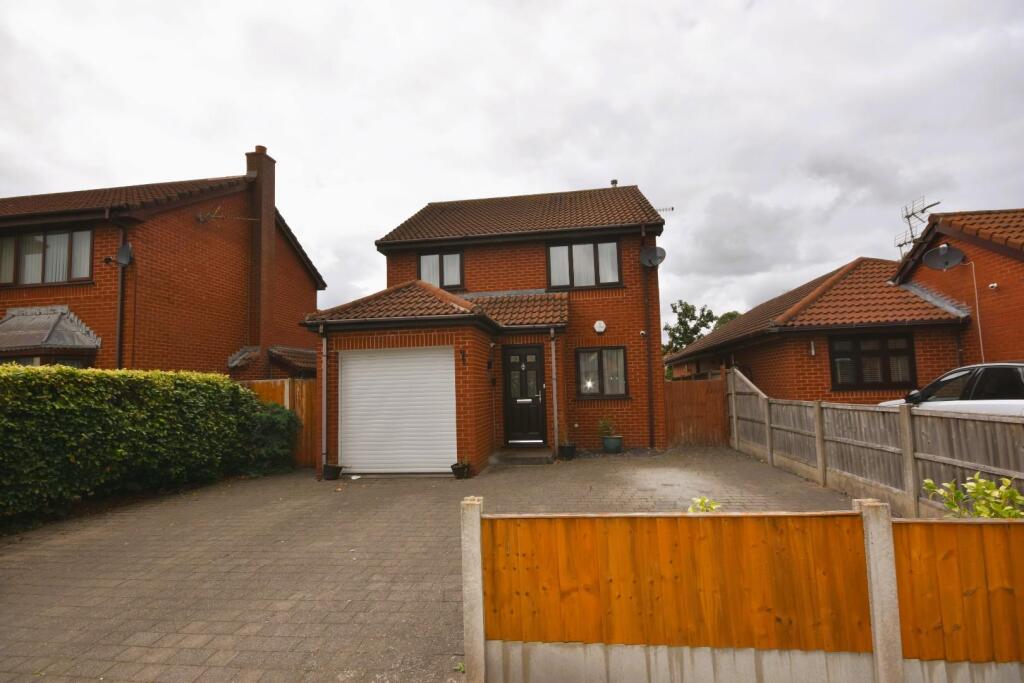 Buy or rent a property | Castle Green, Warrington WA5 7XA