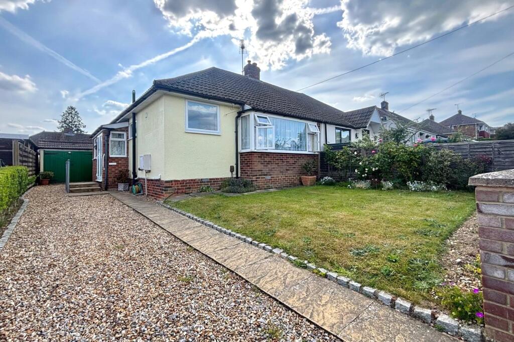 Buy or rent a property | Woodside Road, Farnham GU9 9DS