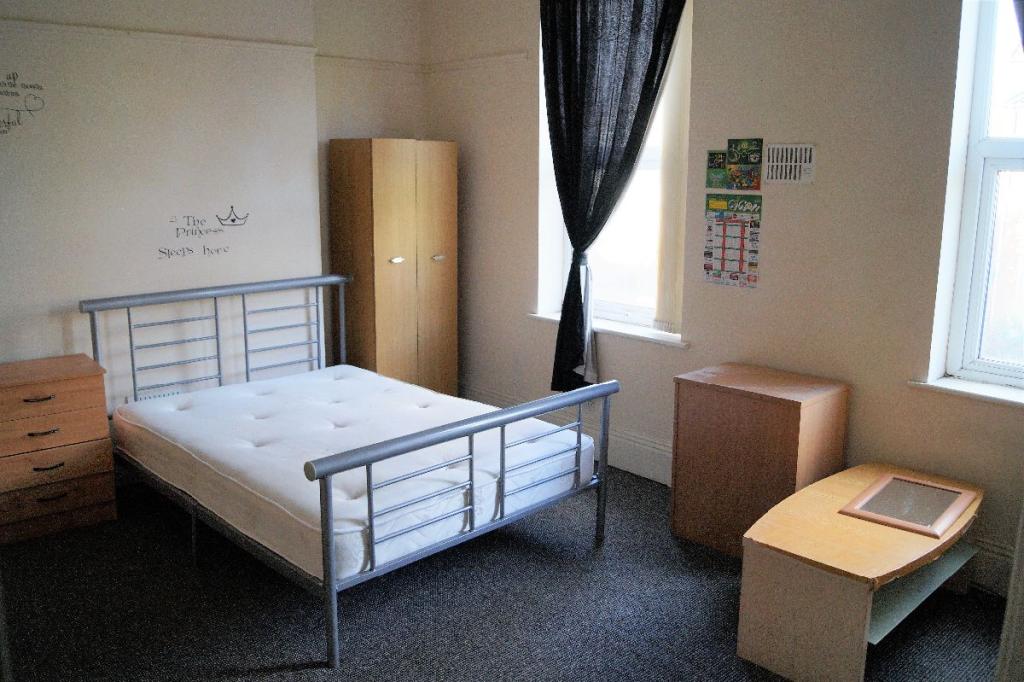 Buy or rent a property | Osborne Road, Manchester M19 2DT