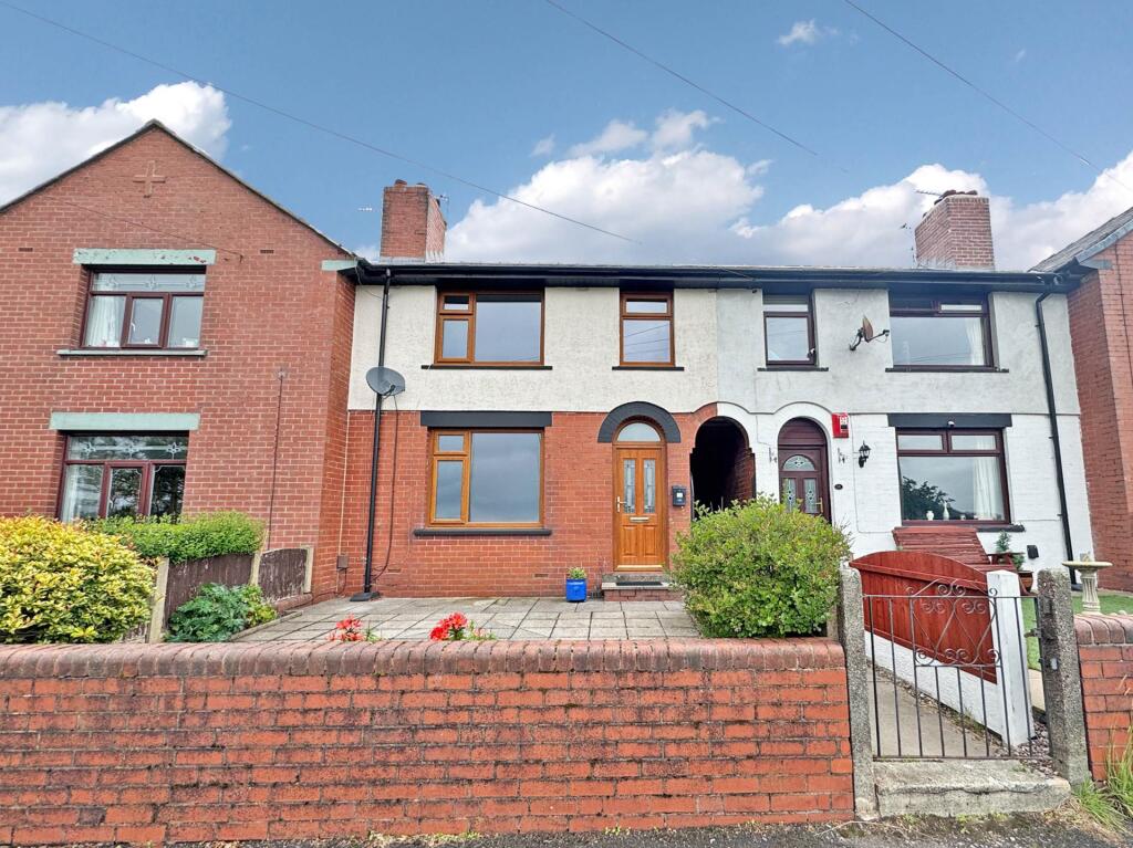 Buy or rent a property | Oakworth Croft, Oldham OL4 2LE