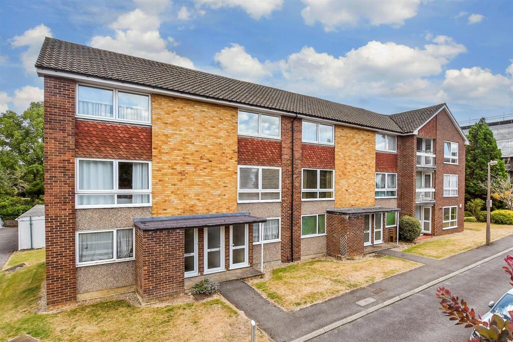 Buy or rent a property | Grange Road, Sutton SM2 6SH