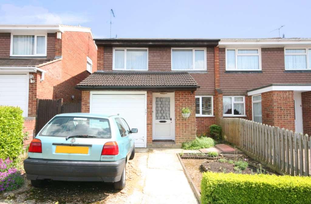 Buy or rent a property | Wroxham Avenue, Hemel Hempstead HP3 9HF