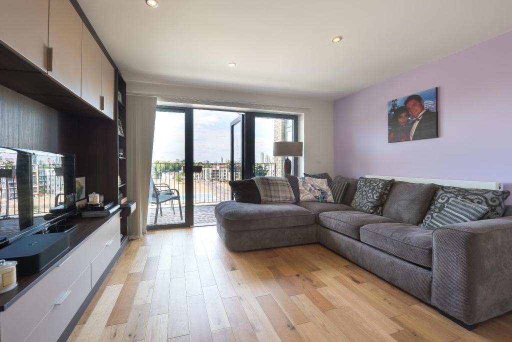 Buy or rent a property | Bramah Road, London SW9 6FL