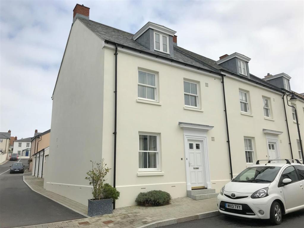 Buy or rent a property | Stret Constantine, Newquay TR7 1GH