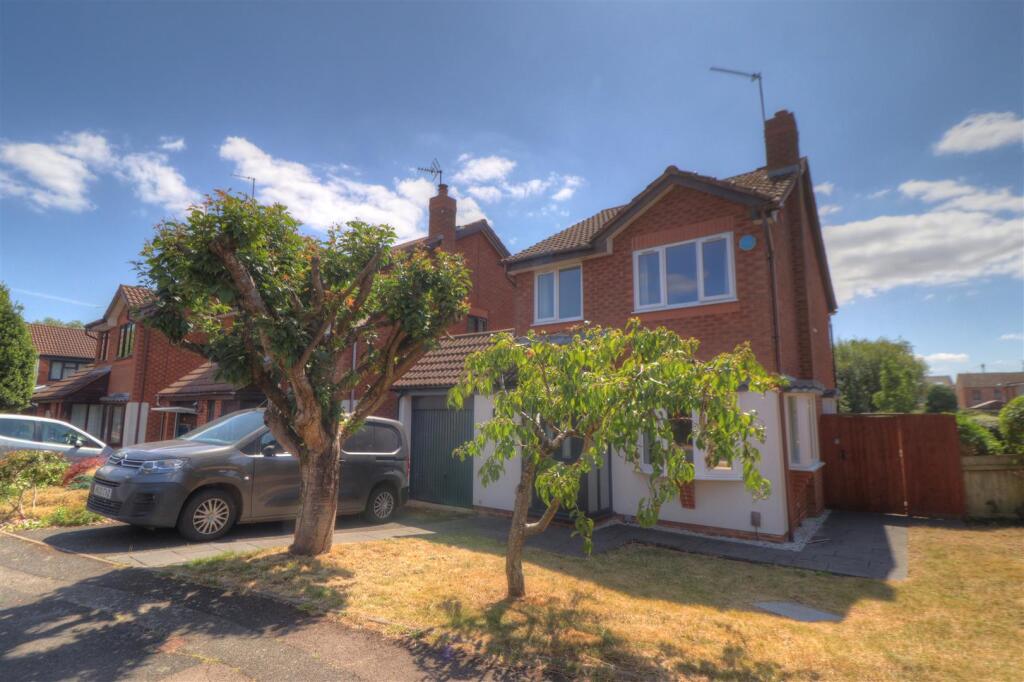 Buy or rent a property | Riverside, Studley B80 7SD