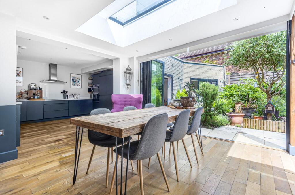 Buy or rent a property | Sunnyside Road, Tunbridge Wells TN4 8RB