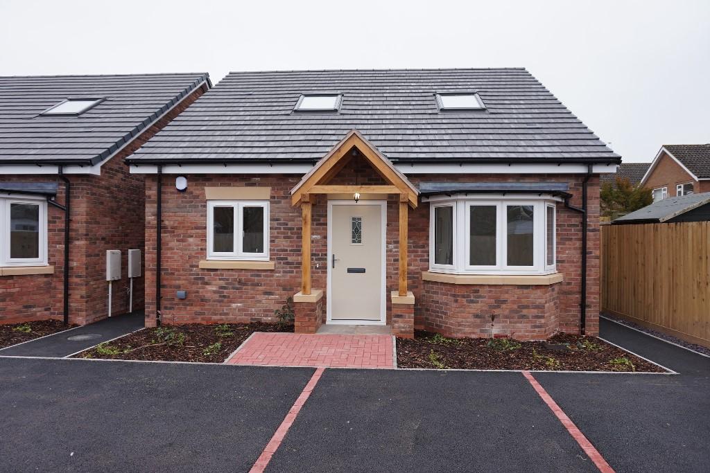 Buy or rent a property | Hampton Road, Solihull B93 0NT