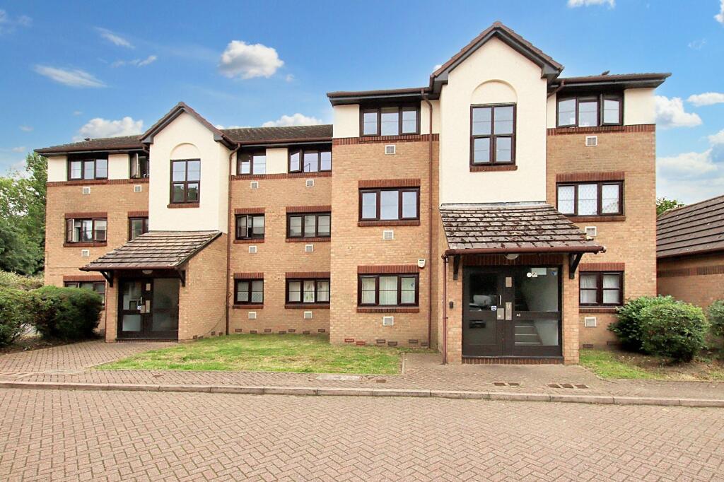 Buy or rent a property | Foxglove Way, Wallington SM6 7JU