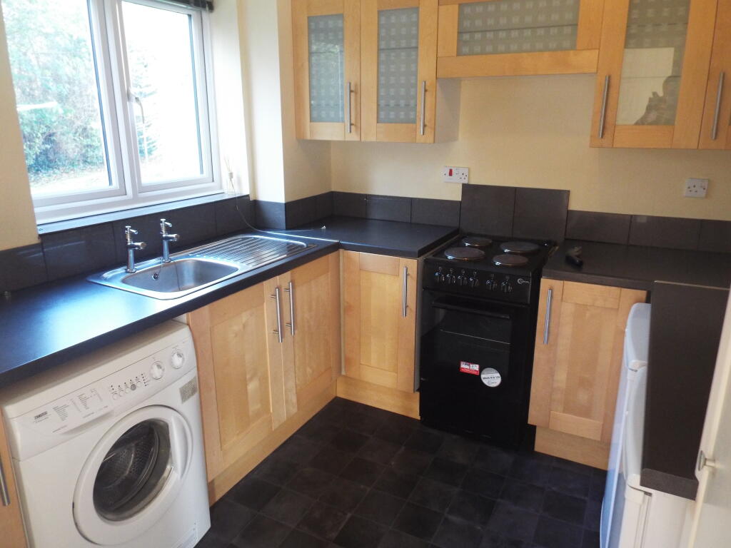 Buy or rent a property | Frazer Close, Romford RM1 2DG