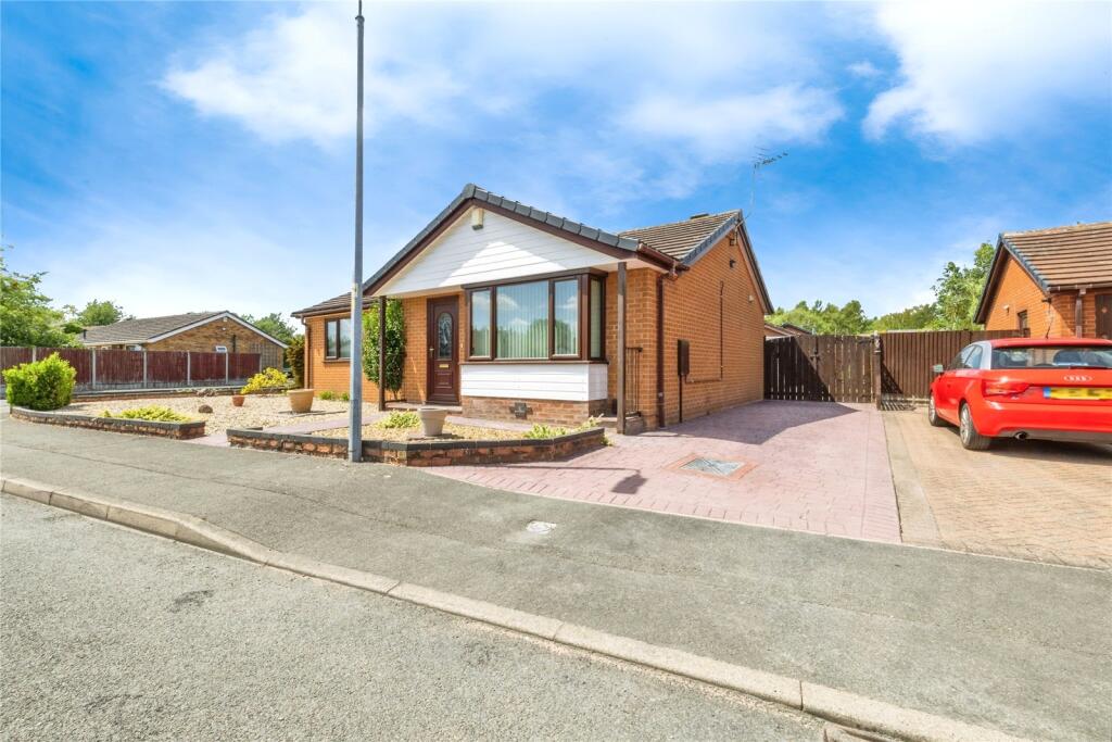 Buy or rent a property | Langer Close, Lincoln LN6 0SX