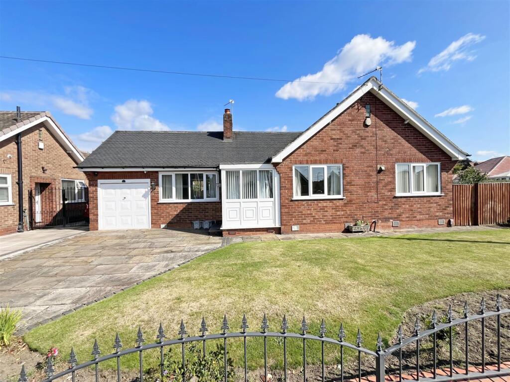 Buy or rent a property | Coppice Avenue, Sale M33 4WB