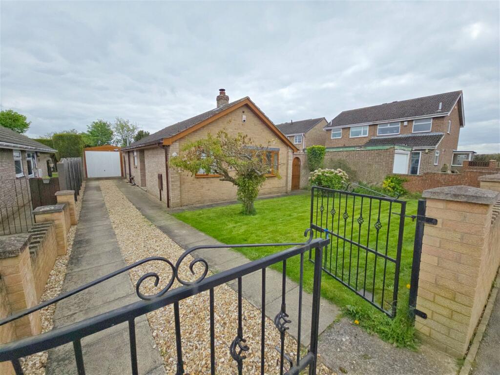 Buy or rent a property | Crabtree Drive, Barnsley S72 0AF