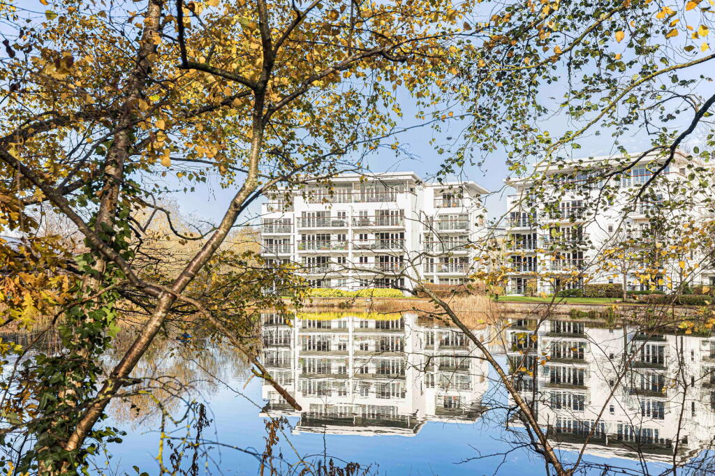 Buy or rent a property | Creswell Drive, Beckenham BR3 3GL