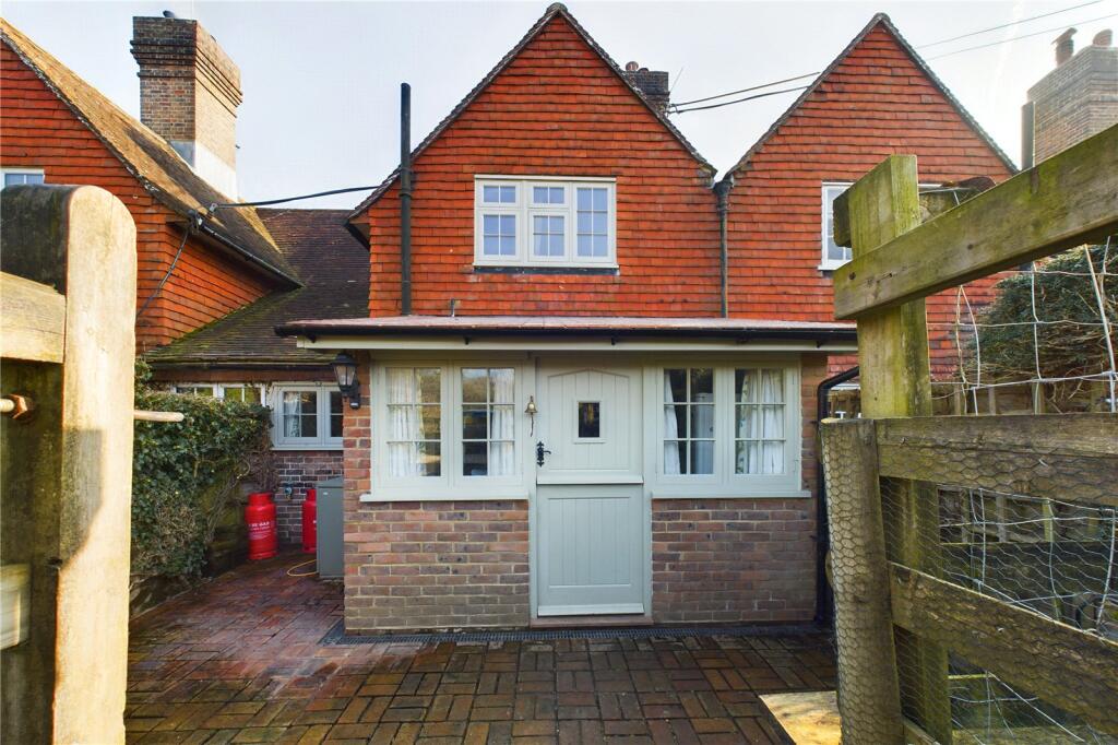 Buy or rent a property | Edenbridge Road, Hartfield TN7 4JJ