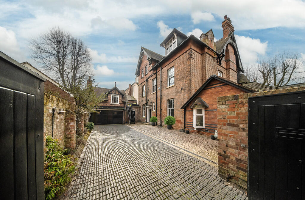 Buy or rent a property | Mapperley Road, Nottingham NG3 5AA