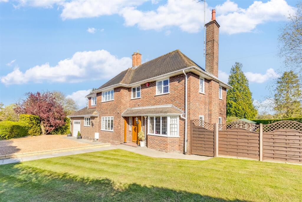 Buy or rent a property | Willian Way, Letchworth Garden City SG6 2HG