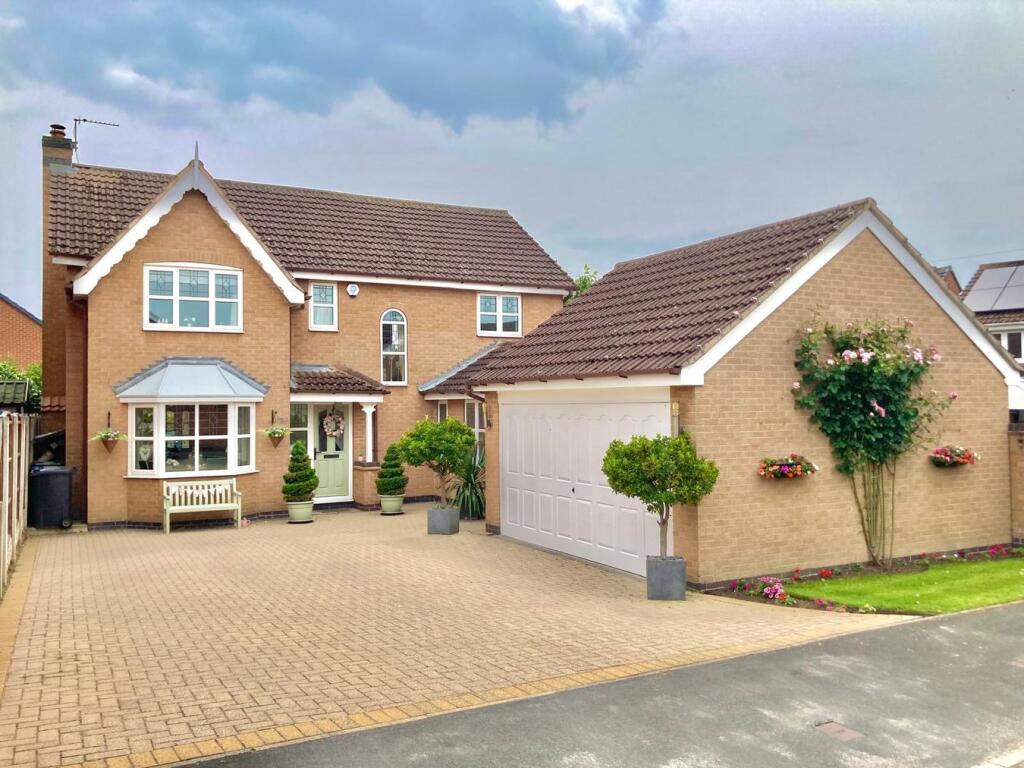 Buy or rent a property | Ashwood Close, Doncaster DN3 3UB