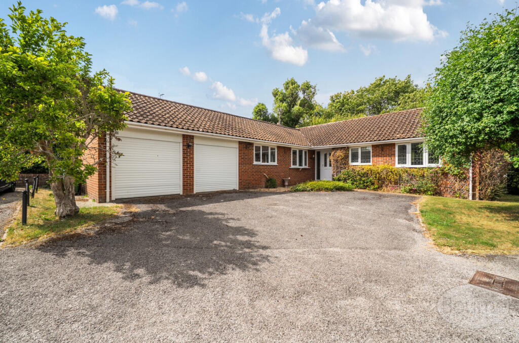Buy or rent a property | Byworth Close, Farnham GU9 7AY