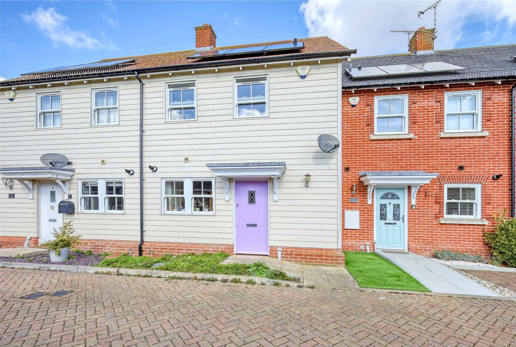 Buy or rent a property | York Mews, Southend-On-Sea SS3 0FA