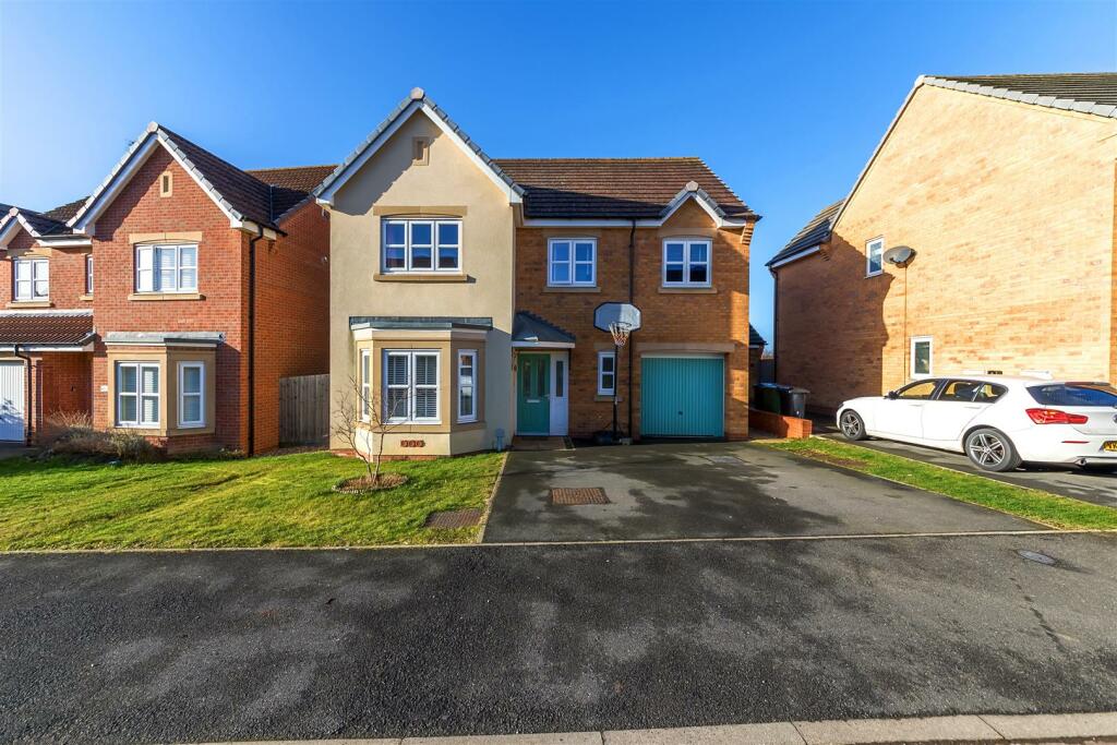 Buy or rent a property | Aspen Close, Leicester LE8 9AN