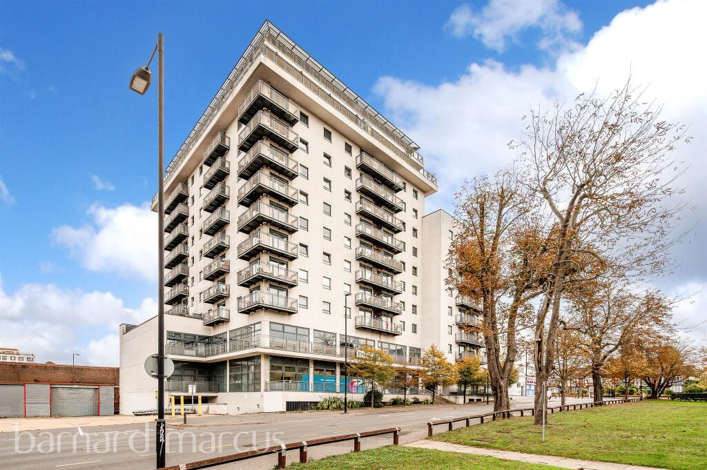 Buy or rent a property | Sutton Park Road, Sutton SM1 2GB