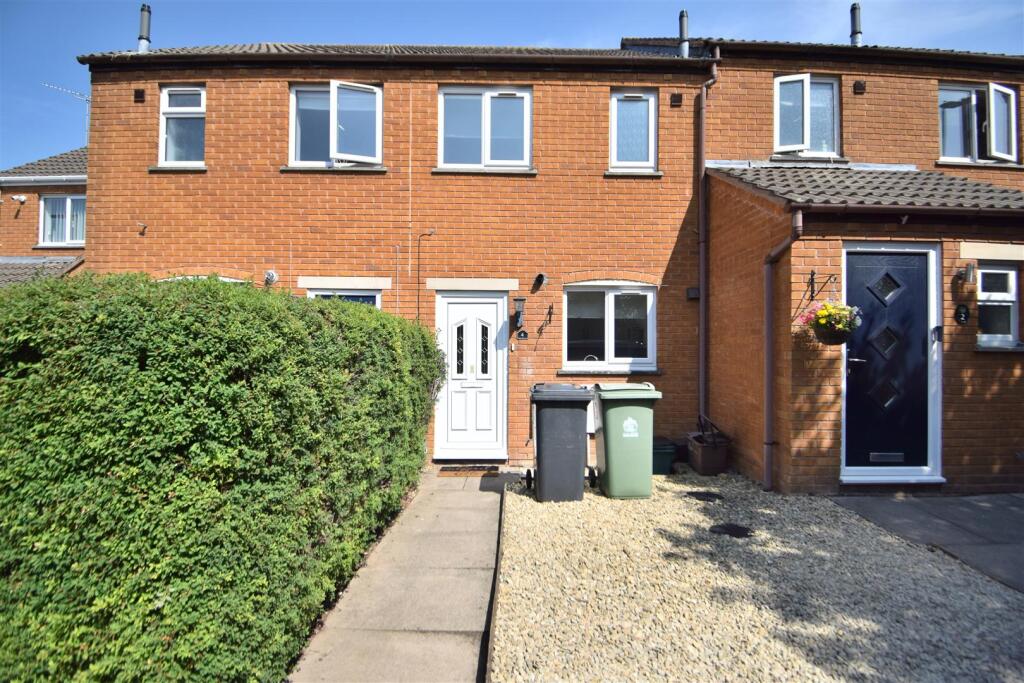 Buy or rent a property | Vensfield Road, Gloucester GL2 4FX