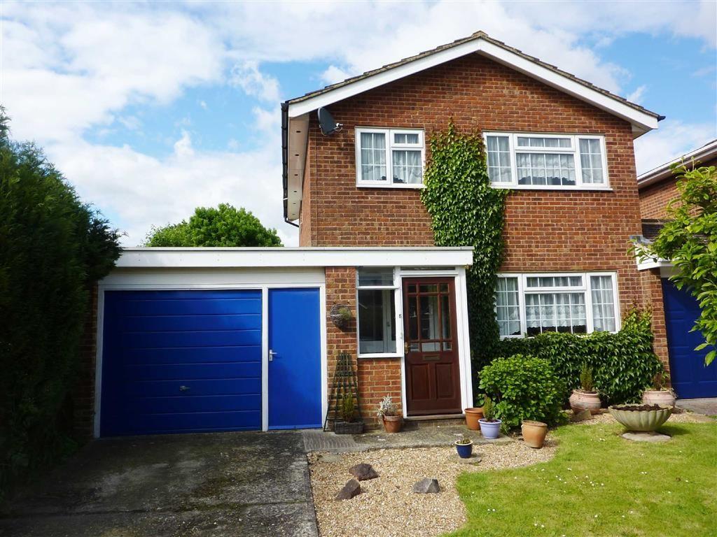 Buy or rent a property | Forge Croft, Edenbridge TN8 5BW