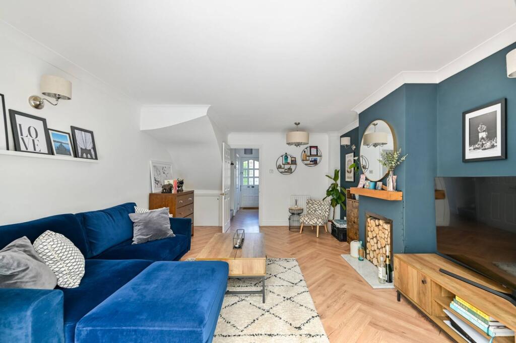 Buy or rent a property | Natalie Mews, Twickenham TW2 5PG