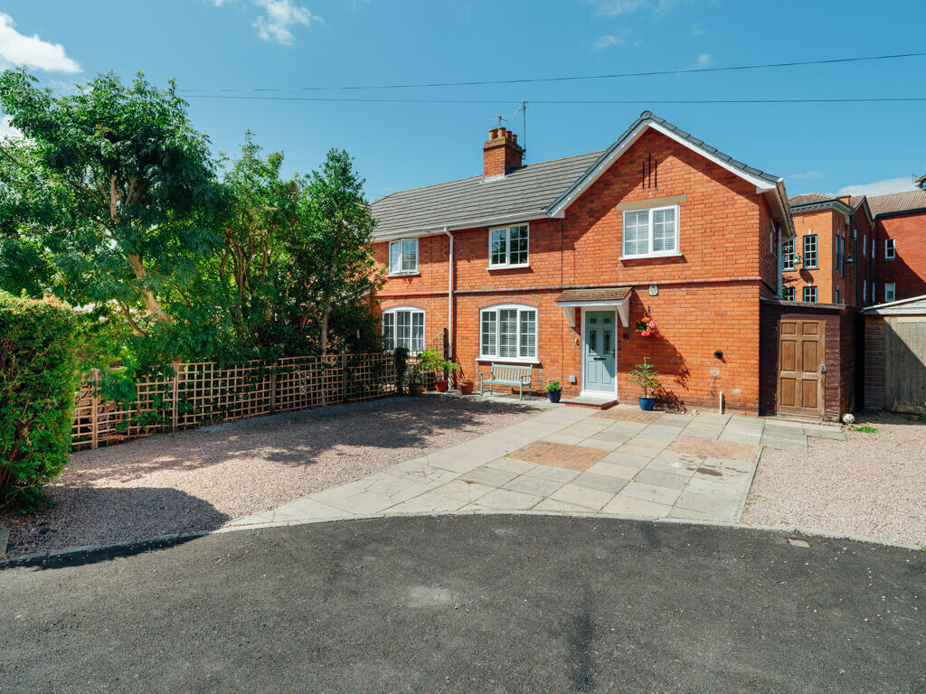 Buy or rent a property | Northwick Walk, Worcester WR3 7AY