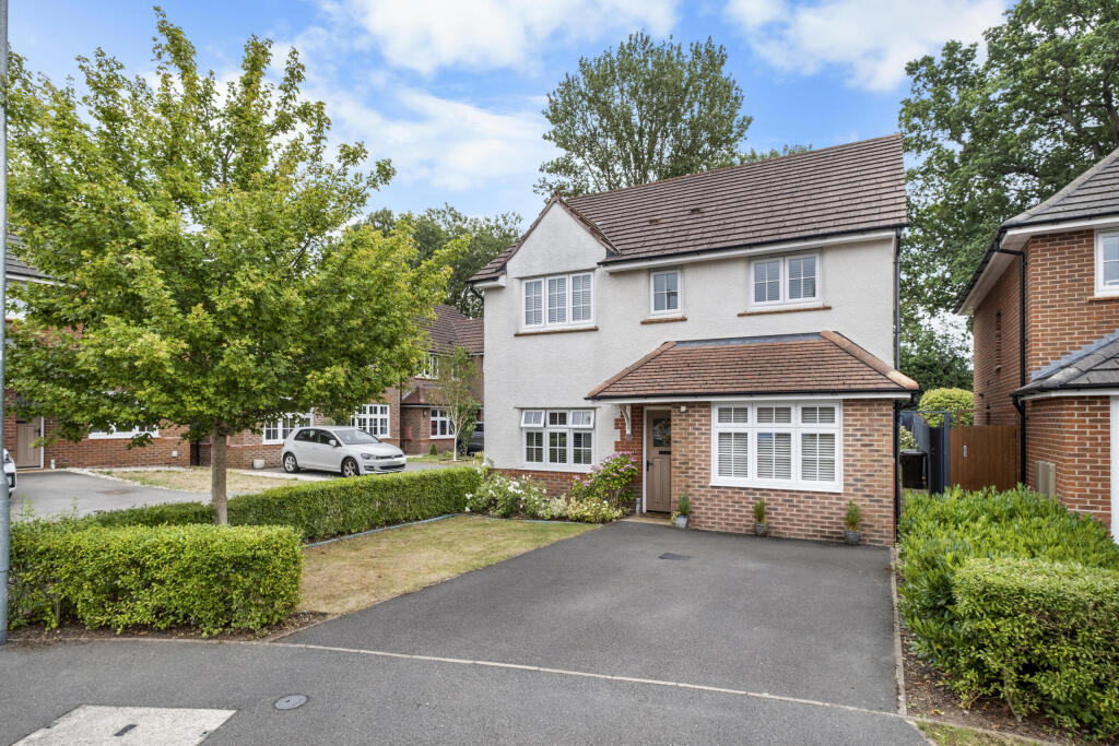 Buy or rent a property | Sidings Close, Bromsgrove B60 3SG