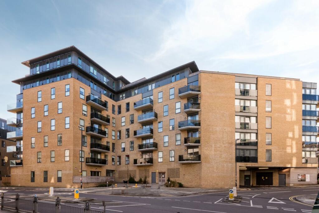 Buy or rent a property | Fleet Street, Brighton BN1 4HD