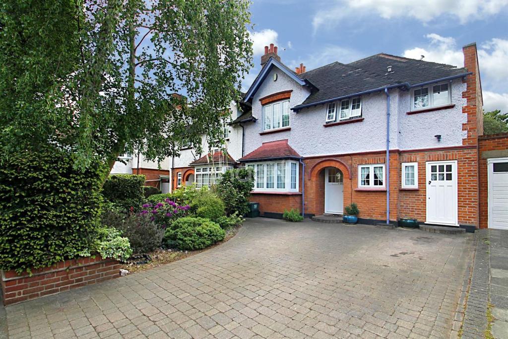 Buy or rent a property | Tillotson Road, Ilford IG1 4UZ