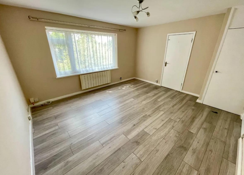 Buy or rent a property | Kingsmead Road, London SW2 3JB