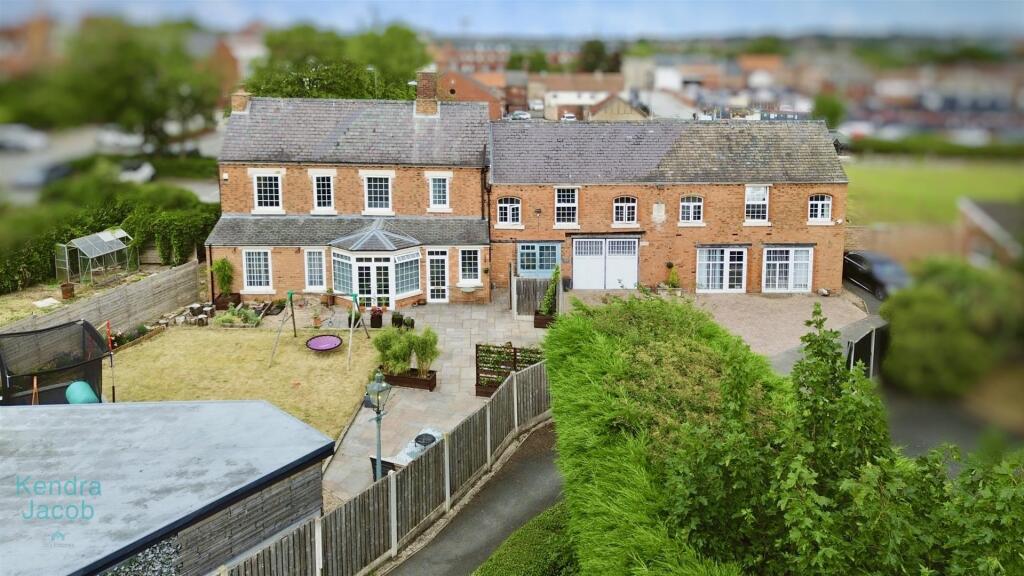 Buy or rent a property | Park Place, Worksop S80 1HL