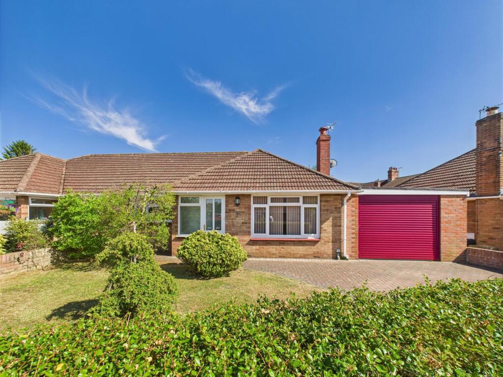 Buy or rent a property | Pirton Crescent, Gloucester GL3 2SG