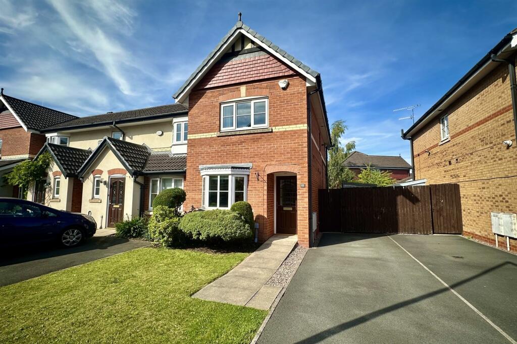 Buy or rent a property | Abbeydale Close, Cheadle SK8 6RD
