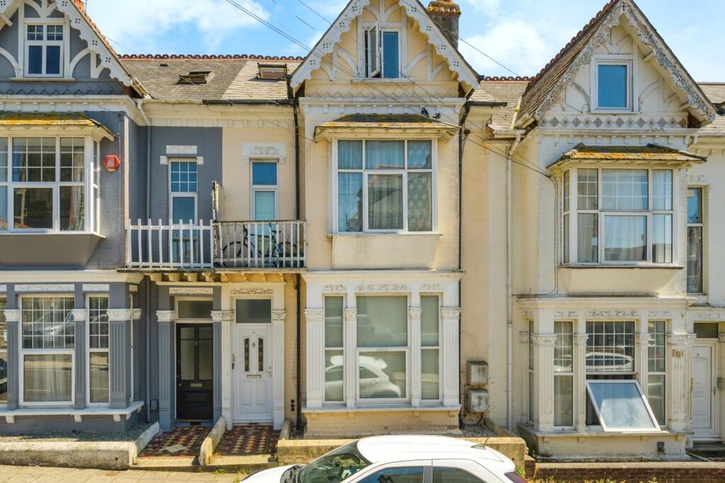 Buy or rent a property | Bedford Park, Plymouth PL4 8HN