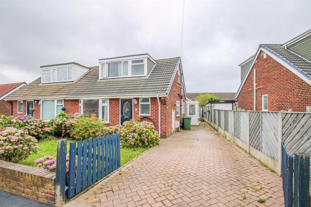 Buy or rent a property | Wilman Post, Ossett WF5 8DL