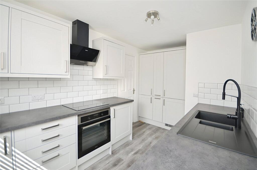 Buy or rent a property | Beadle Way, Chelmsford CM3 1RT