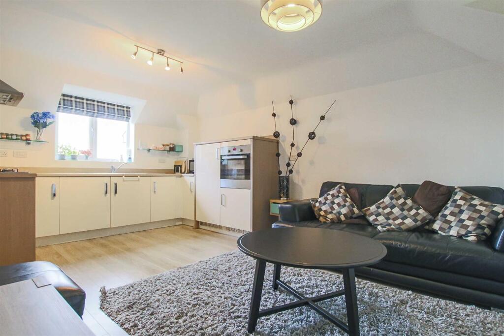 Buy or rent a property | Edward Drive, Clitheroe BB7 1FF