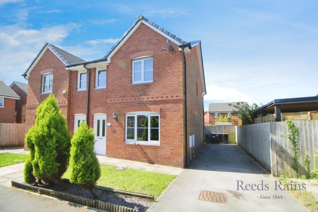 Buy or rent a property | Foxglove Way, Northwich CW9 7XS