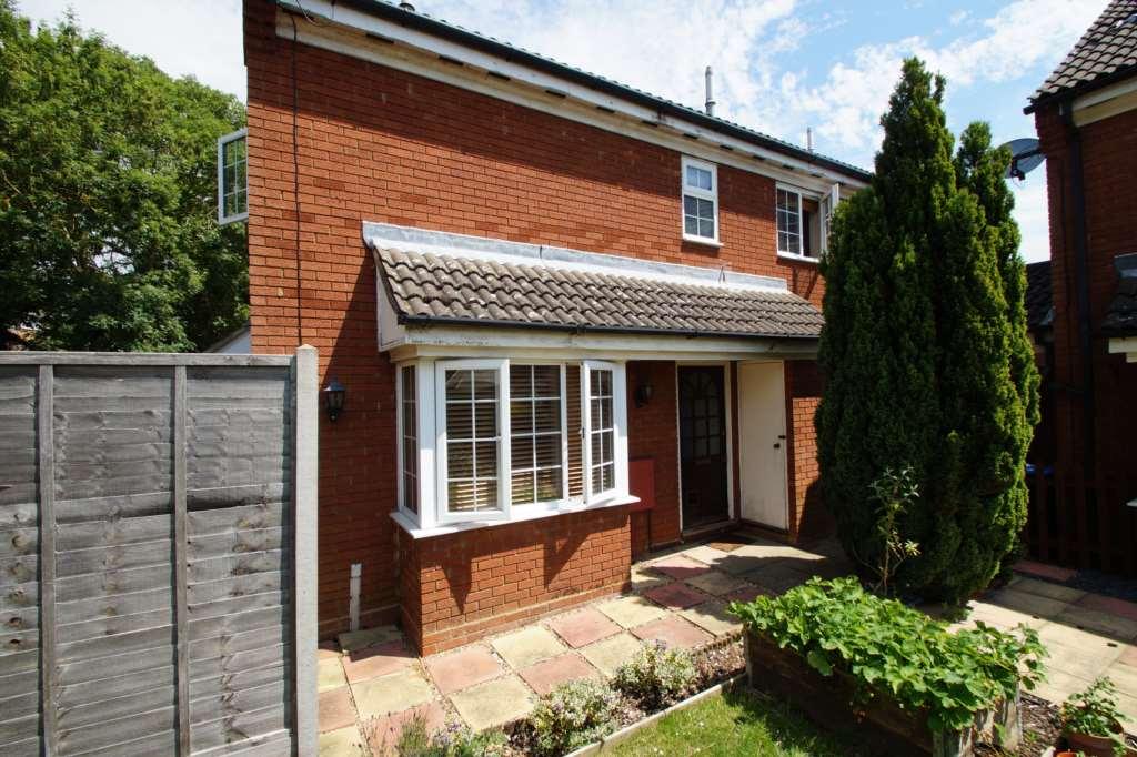 Buy or rent a property | Thistle Close, Hemel Hempstead HP1 2DE