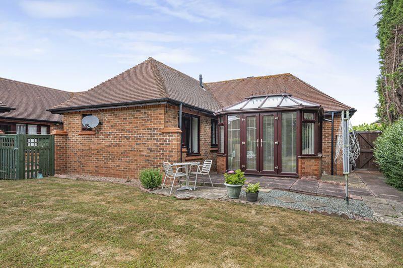 Buy or rent a property | Knowles Green, Milton Keynes MK2 2RL