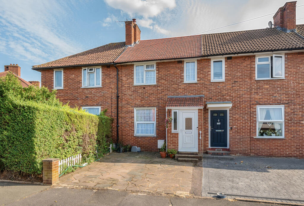 Buy or rent a property | Paisley Road, Carshalton SM5 1SR