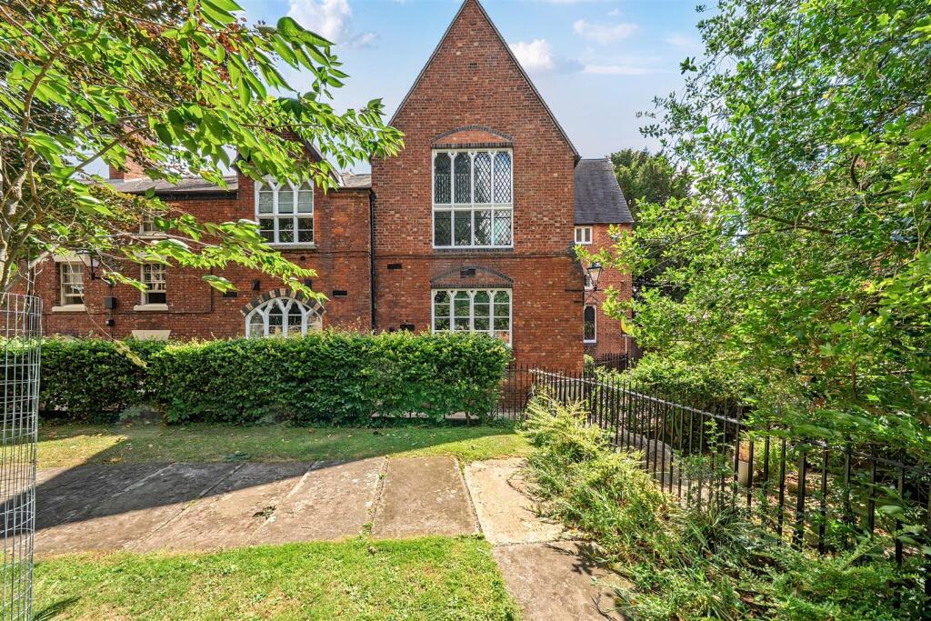 Buy or rent a property | St. Alkmonds Square, Shrewsbury SY1 1UH