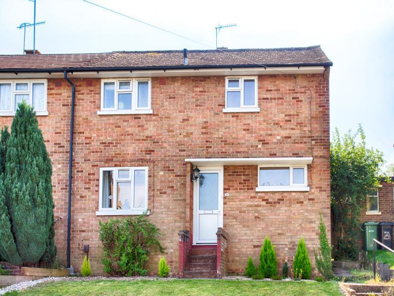 Buy or rent a property | White Hedge Drive, St. Albans AL3 5TU