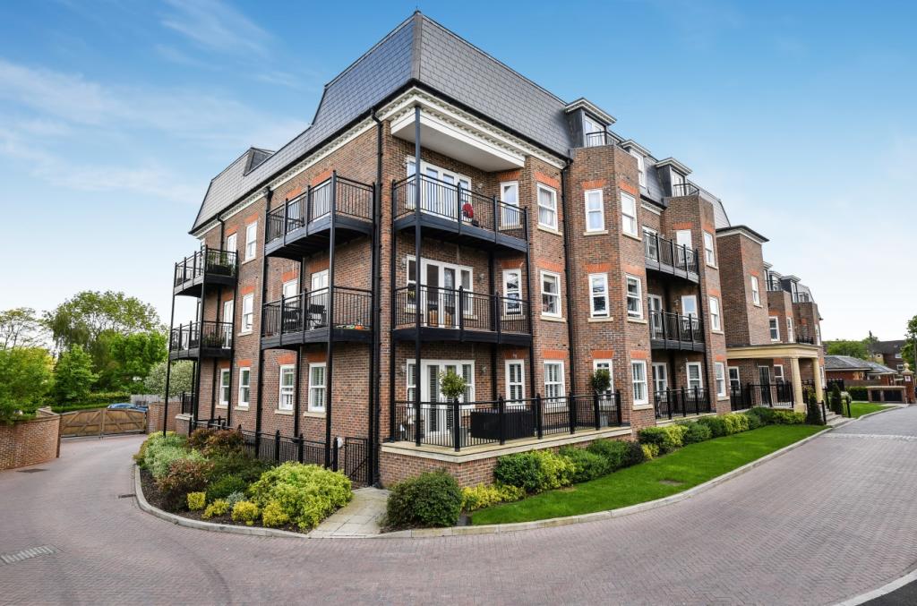 Buy or rent a property | Marian Gardens, Bromley BR1 3FH