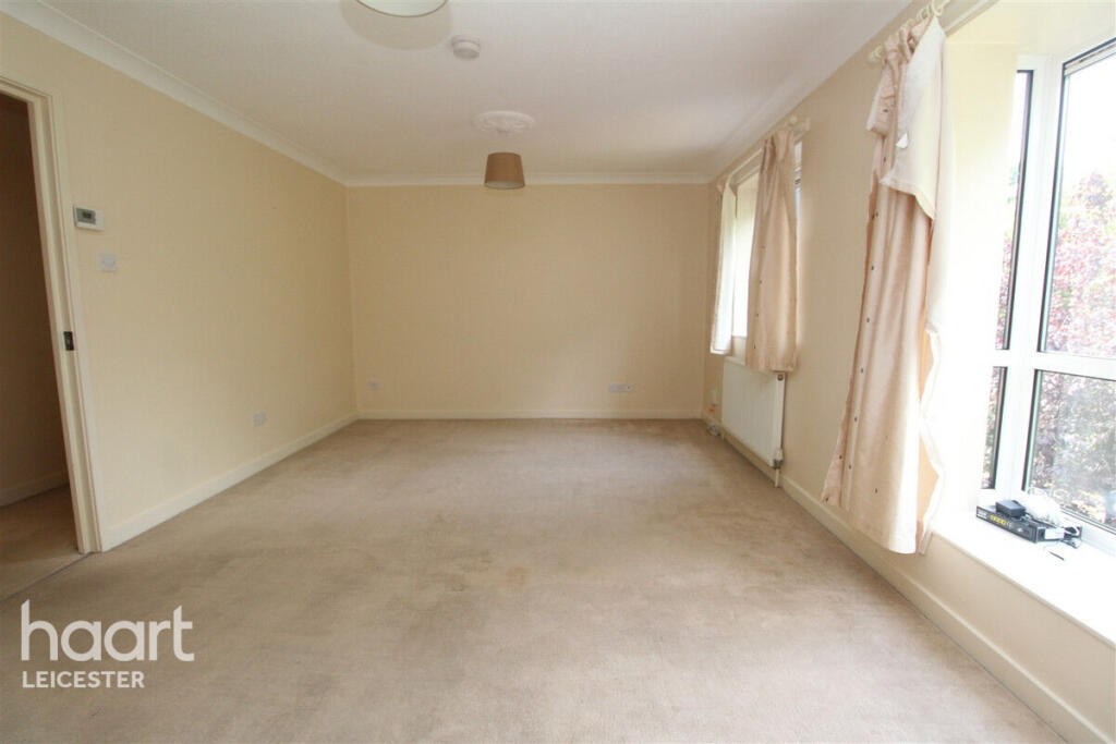 Buy or rent a property | Park Hill Drive, Leicester LE2 8HS